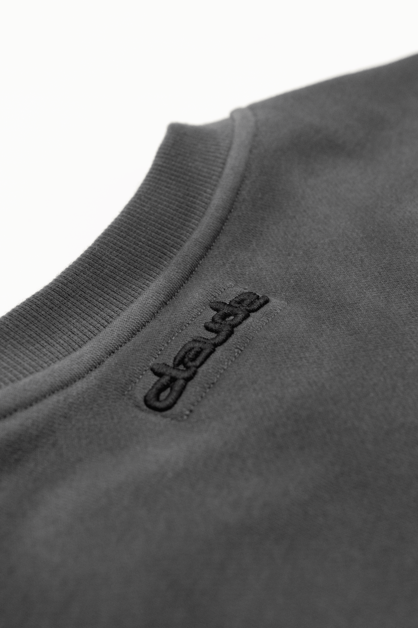 LONGSLEEVE