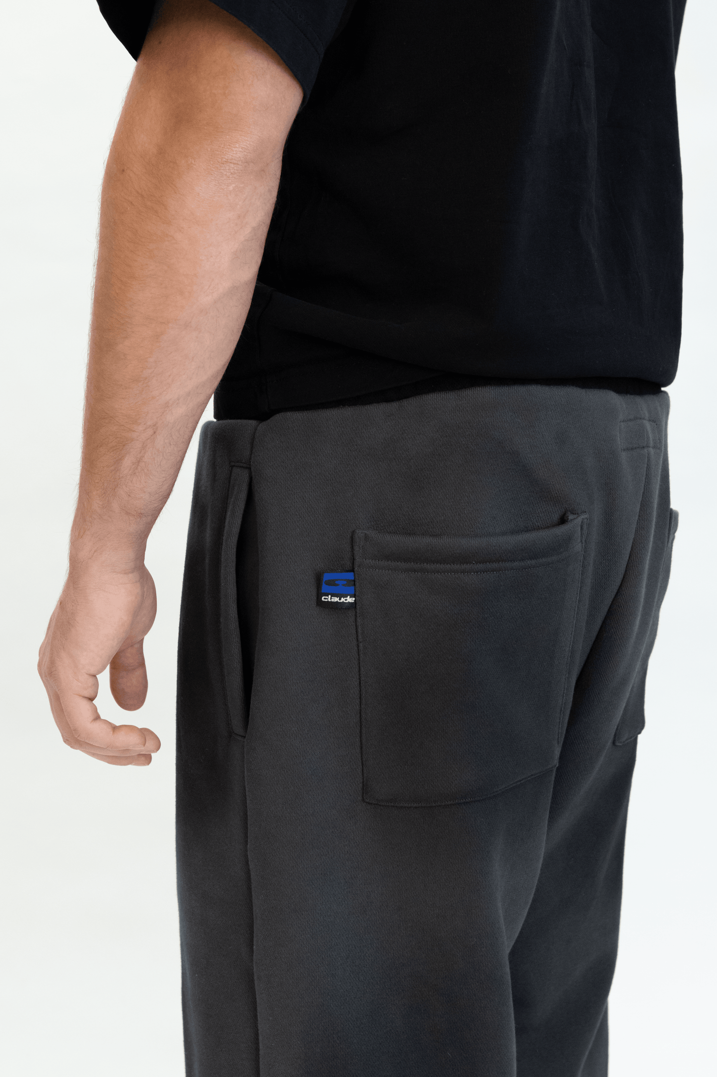 SWEATPANTS